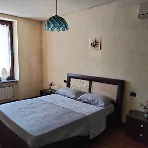 In Cascina Lombarda , Caselle Lurani Italia