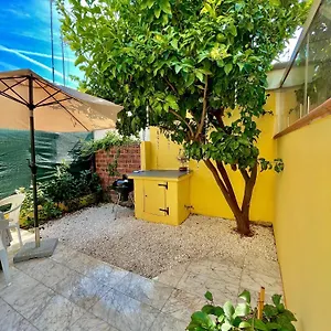 La Casina Dei Limoni , Marina Di Carrara Italia