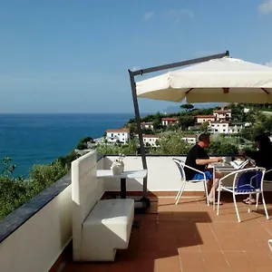 Il Capriolo , Celle Ligure Italia